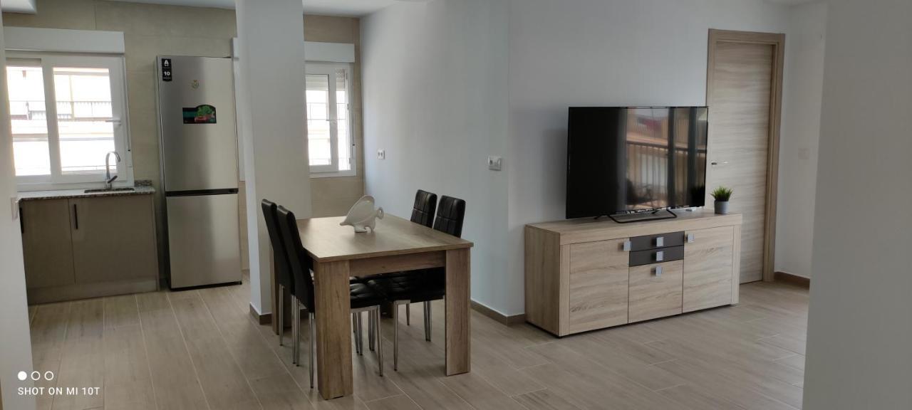 Beachfront Cozy Arenales Del Sol, Alicante Apartment Arenales del Sol